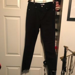 Good American hi-low Hem Black